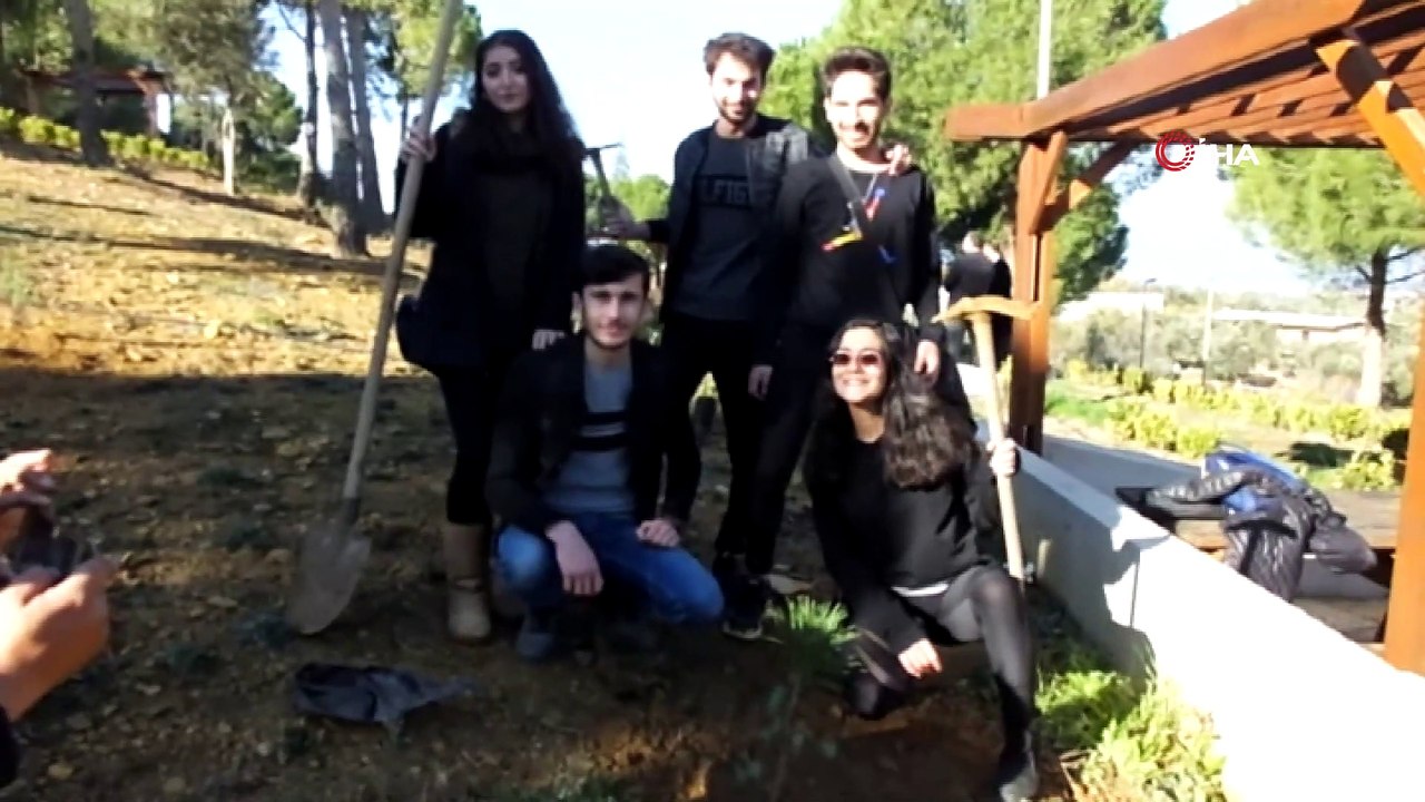 'Bir fidan 82 milyon nefes' projesiyle fıstık çamları toprakla buluştu