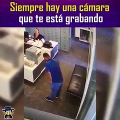 sempre tem uma camera gravando