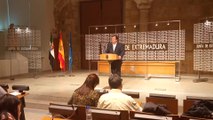 Fernández Vara en rueda de prensa