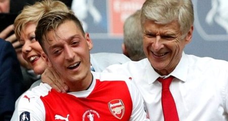 Mesut Özil'e Uygur Türkleri desteği