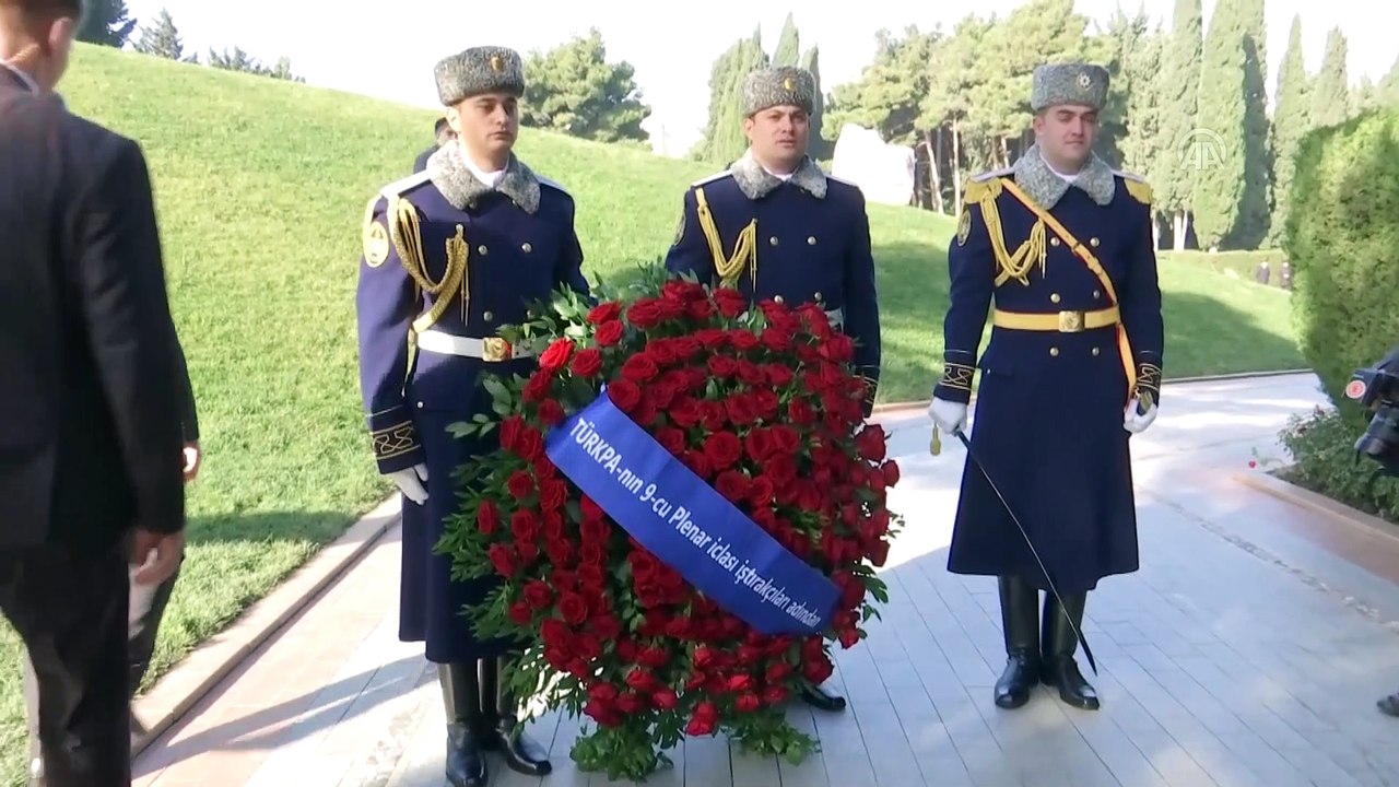 Şentop, Azerbaycan'daki Türk ve Azeri şehitliklerini ziyaret etti (2) - BAKÜ