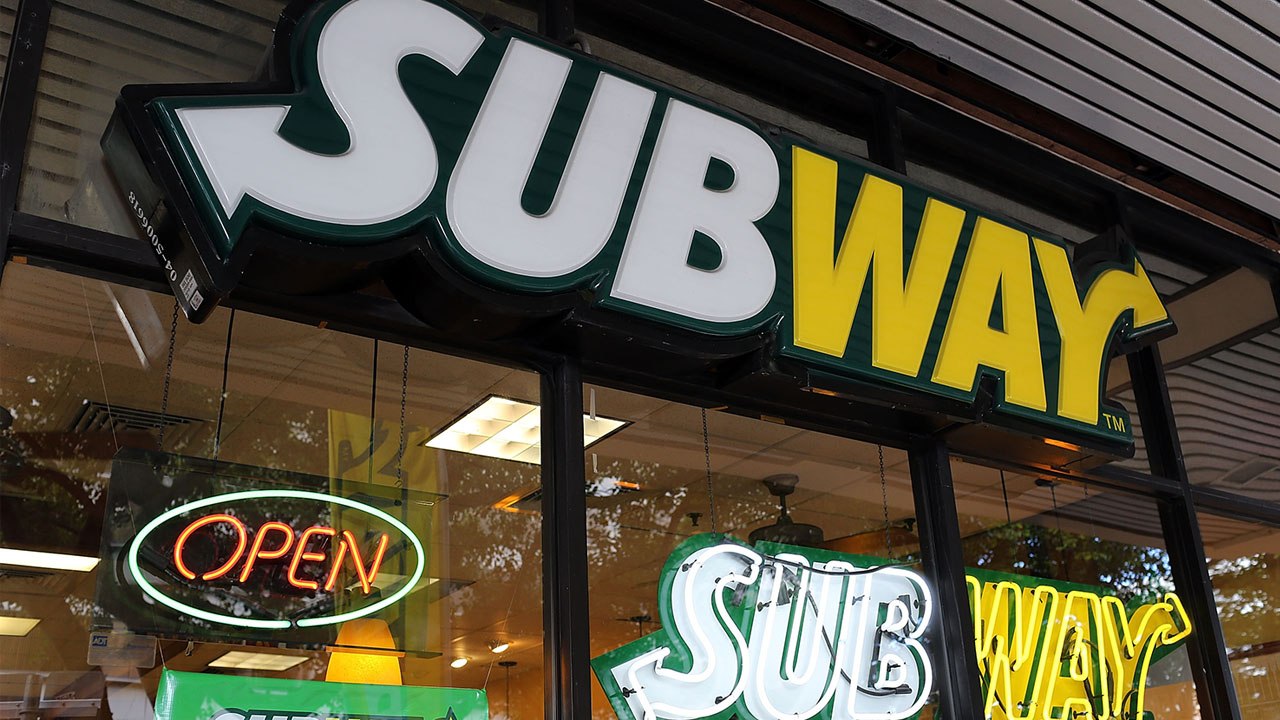 Subway Will Be Launching A New Cheesy Bread Scented Diffuser