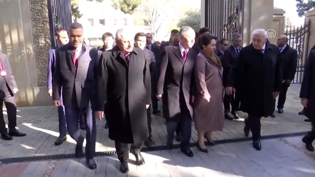 Şentop, Azerbaycan'daki Türk ve Azeri şehitliklerini ziyaret etti (2)