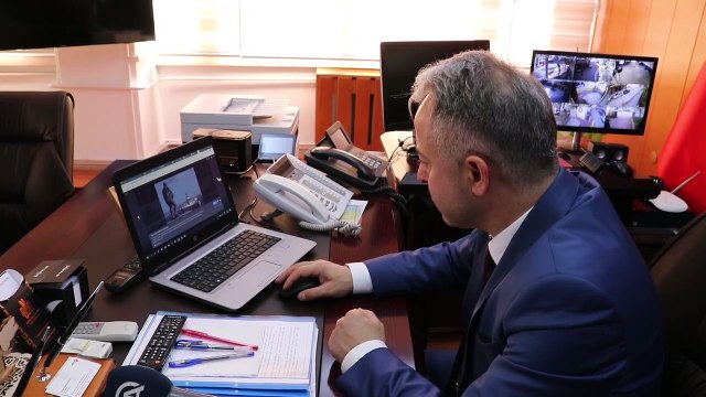 Burdur Jandarma Komutanı ve Emniyet Müdürü, AA'nın 'Yılın Fotoğrafları' oylamasına katıldı - BURDUR