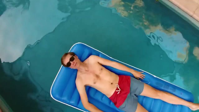 Hello Ladies: The Movie: Promo (HBO)