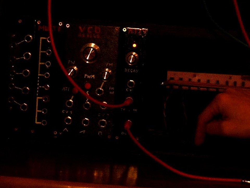 SYNTHETISEUR MODULAIRE DIY - HIT