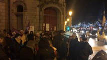 Le rassemblement pour la journée des migrants délogée de devant la préfecture