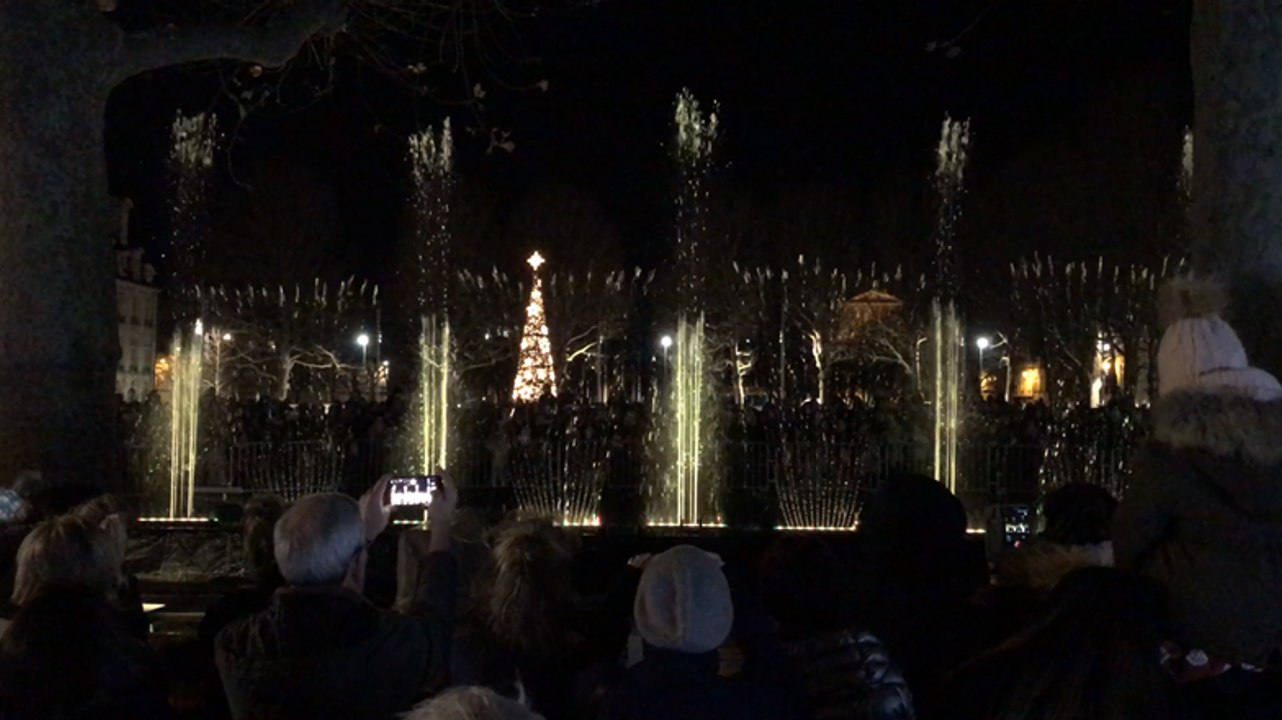 Caen. Spectacle sons et lumières des Vitrines de Caen