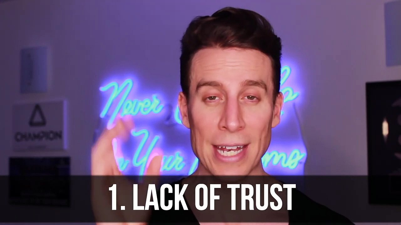 How To Sell A Pen To Anyone - The Selling Techniques That Actually Work