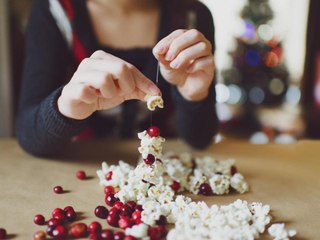 The History of Stringing Popcorn