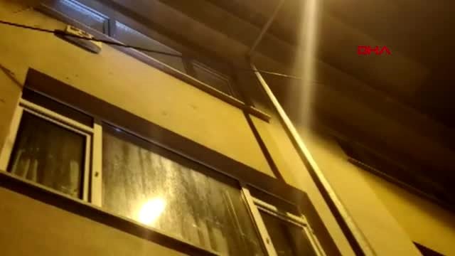 Bursa bursa'da kimliği belirsiz kişiler apartmana kurşun yağdırdı