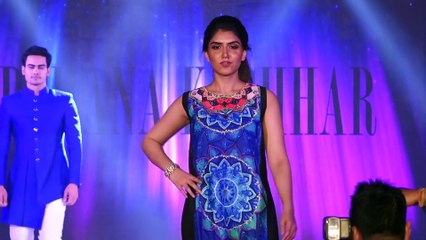 Ameesha Patel Walks Ramp for Archana Kochchar at Fundraising Show For Parkinsons