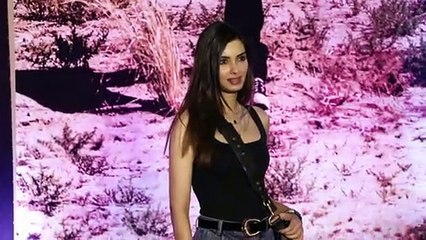 Deepika,Ranveer,Hrithik & Etc Attend The U2 Concert At Dy Patil Stadium