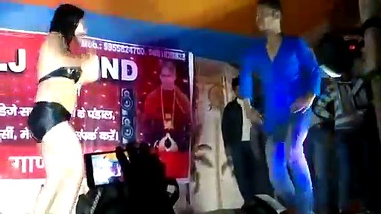 Diya_Buta_Ke_Rate_Piya_Kya_Kya_Kiya_Pawan_Singh_2017_Superhit_Bhojpuri_Song(360p)