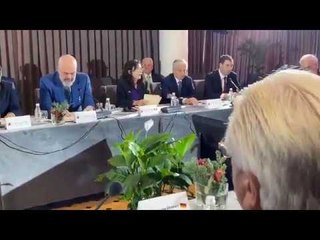 Rama thirrje Diasporës: Jeni faktor i madh i rindërtimit, shtëpia jonë e përbashkët duhet të ngrihet