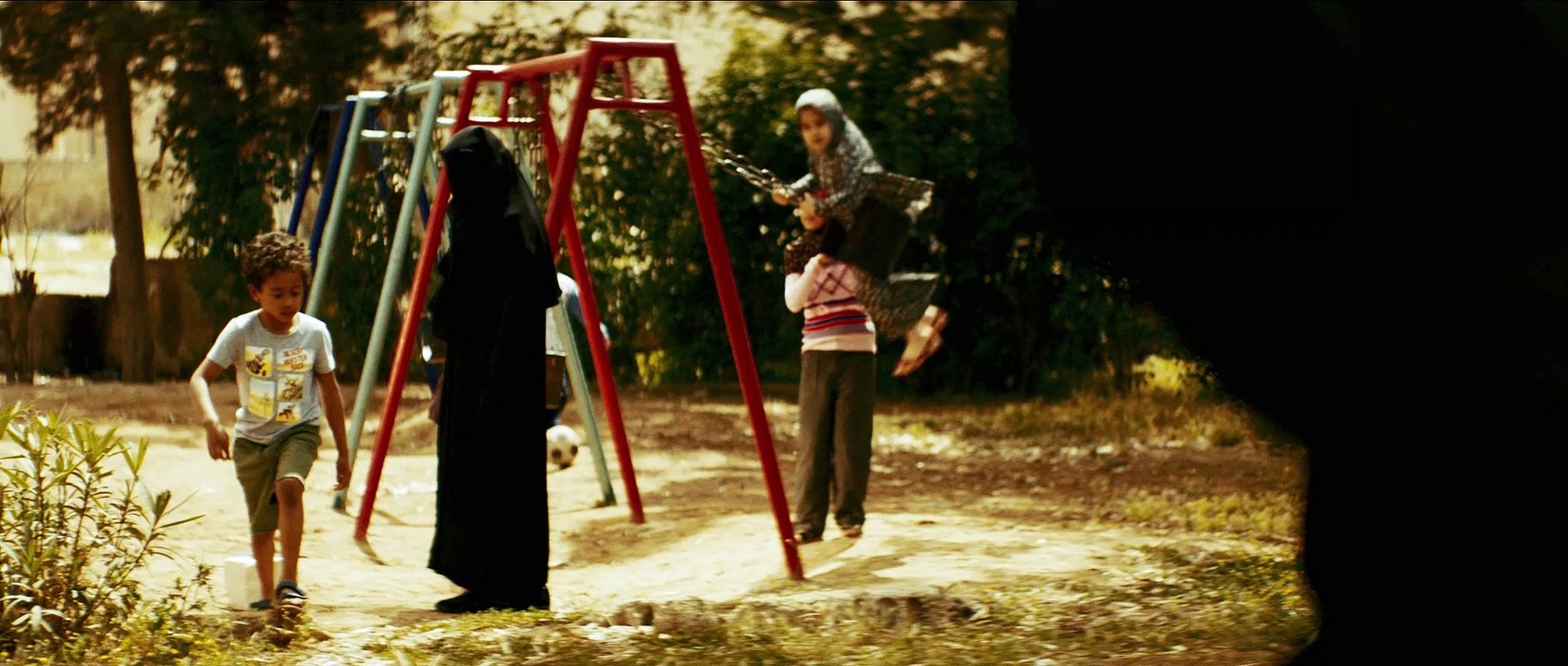 Escape from Raqqa / Exfiltrés (2019) - Trailer