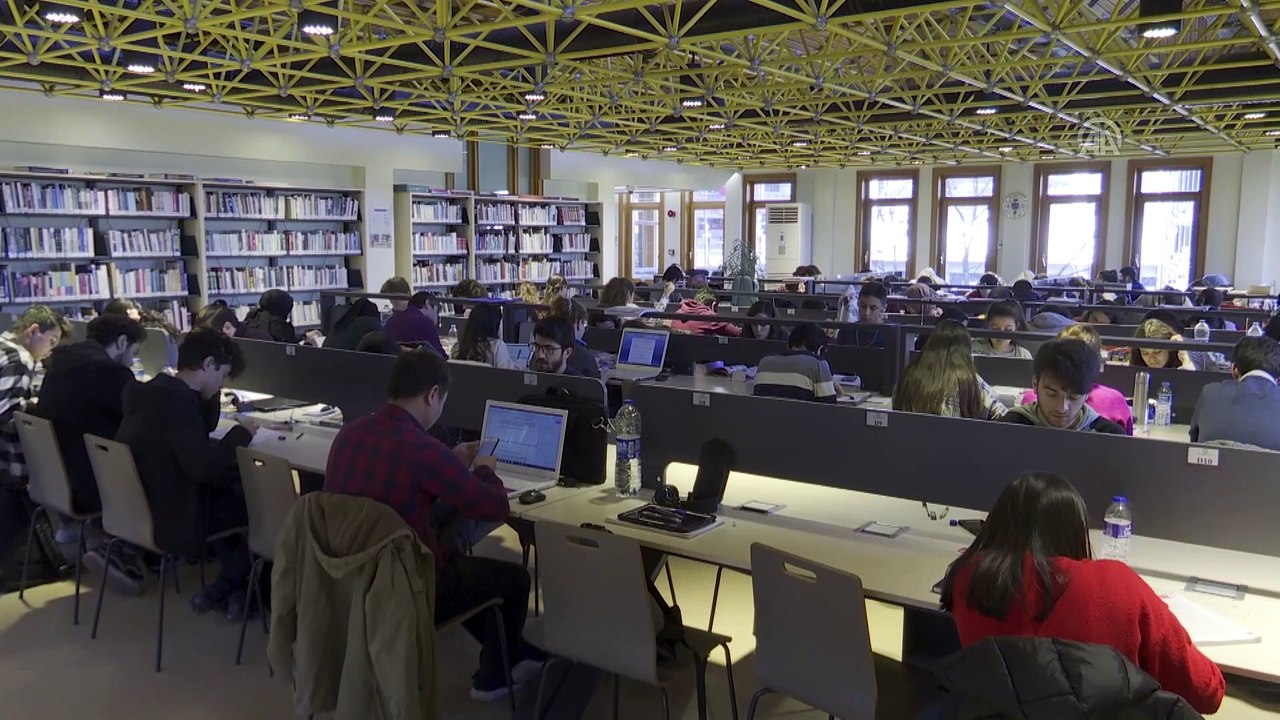 Kütüphaneden ödünç kitap alana toplu ulaşımda iki biniş hakkı hediye - BURSA