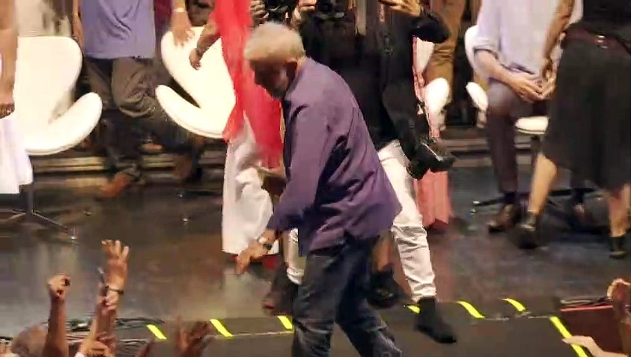 Lula recibe apoyo de artistas e intelectuales e...