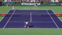 Federer engañó hasta al recogepelotas con este super golpe con efecto