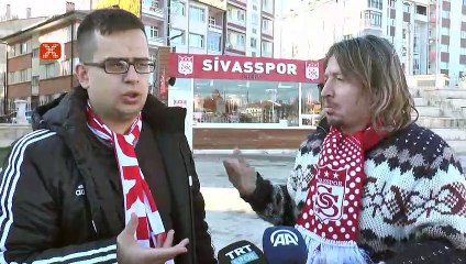 Tải video: Sivassporlu işitme engelli taraftardan 