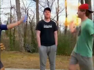 Tonterías de youtubers que siempre acaban mal…