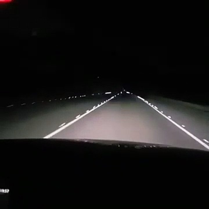 Rússia testa novo sistema de iluminação nas estradas que indica a direcção