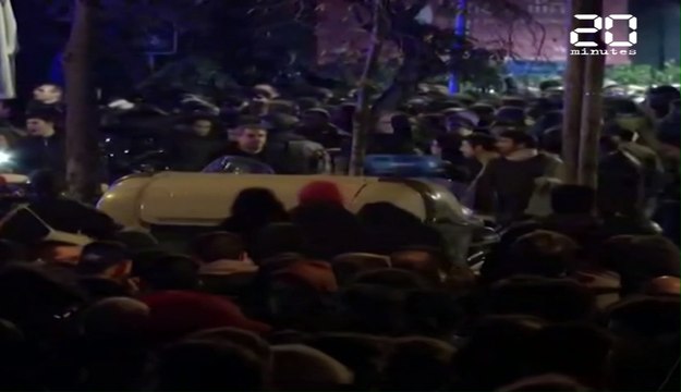 Barça - Real Madrid : Une cinquantaine de blessés lors de violents affrontements en marge du Clasico