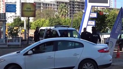 Kirayı ödeyemeyince kıraathanesinden çıkartılan 3 çocuk annesi kadın gözyaşlarına boğuldu