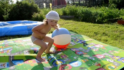 Sophia Isabella Carinha de Anjo na Piscina do João Paulo de Carvalho Lofiego