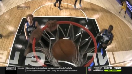 Gary Payton II goes up to get it and finishes the oop