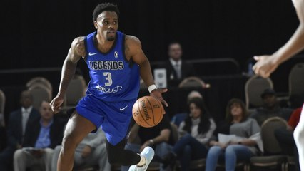Antonius Cleveland Posts 12 points & 13 rebounds vs. Windy City Bulls
