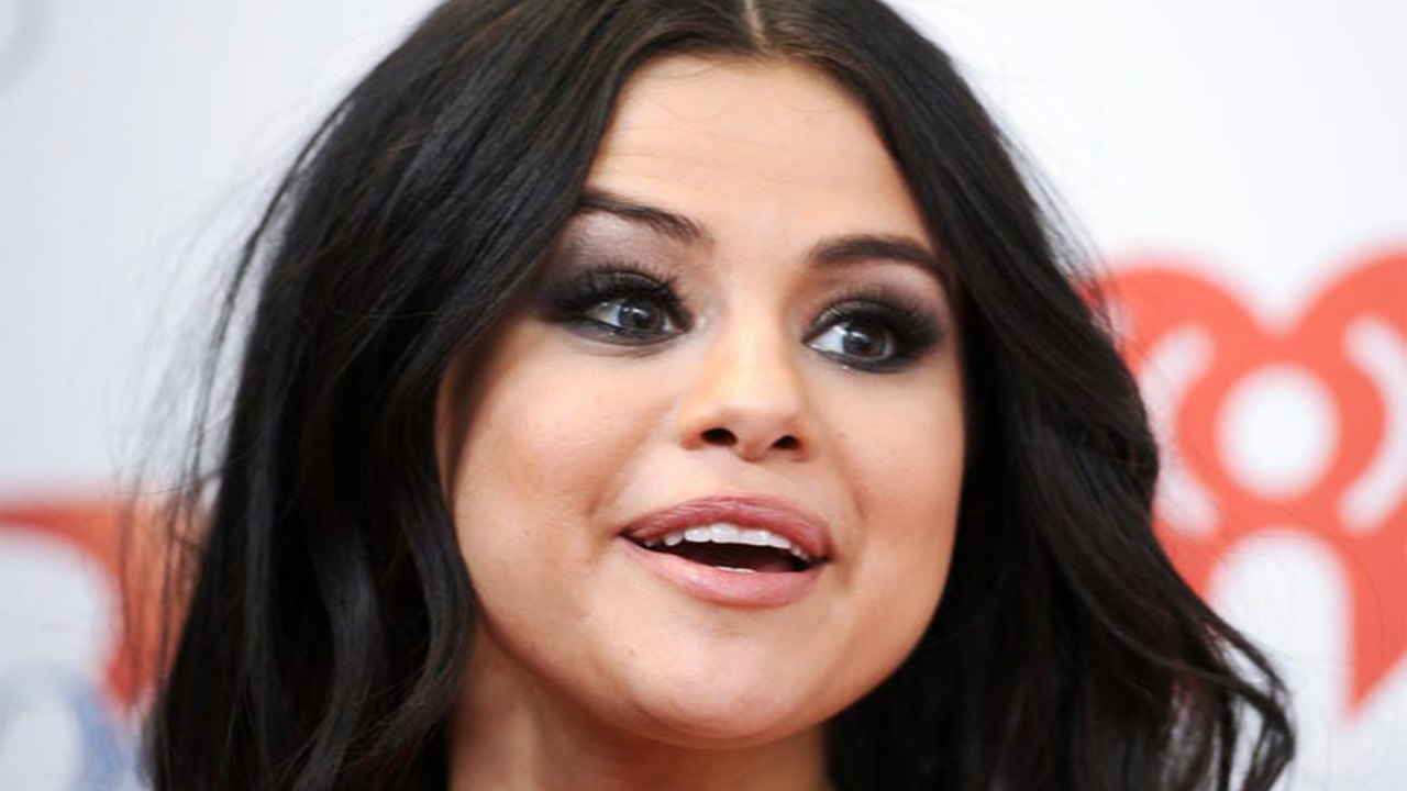 Selena Gomez Is Looking For These 5 Things In Her Next Lover!