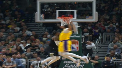 Play of the Day: Wesley Matthews