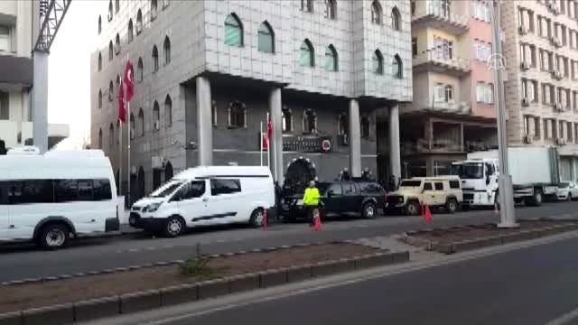 HDP'li Sur Belediye Başkanı Filiz Buluttekin'e terör gözaltısı