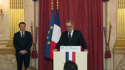 Remise des insignes d’officier de la Légion d’honneur à M. Claude Bartolone - Mercredi 18 décembre 2019