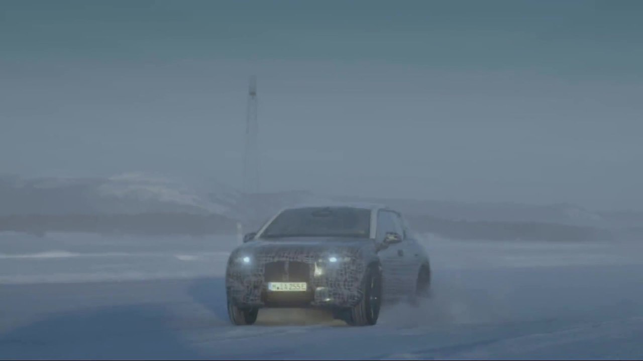 Der BMW iX3, der BMW i4 und der BMW iNEXT im Kältetest am Polarkreis