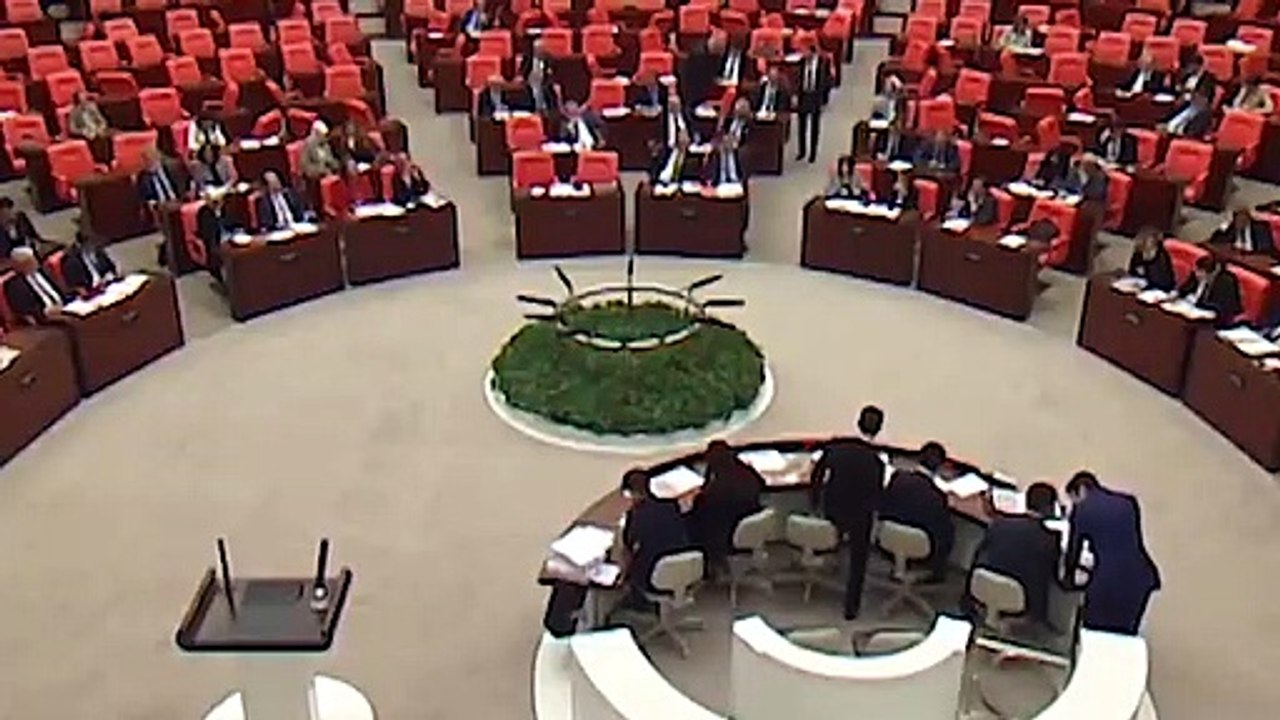 İyi Partili Lütfü Türkkan ile AKP'li Şamil Tayyar arasında "Emevi Cami’nde namaza gideriz’ tartışması