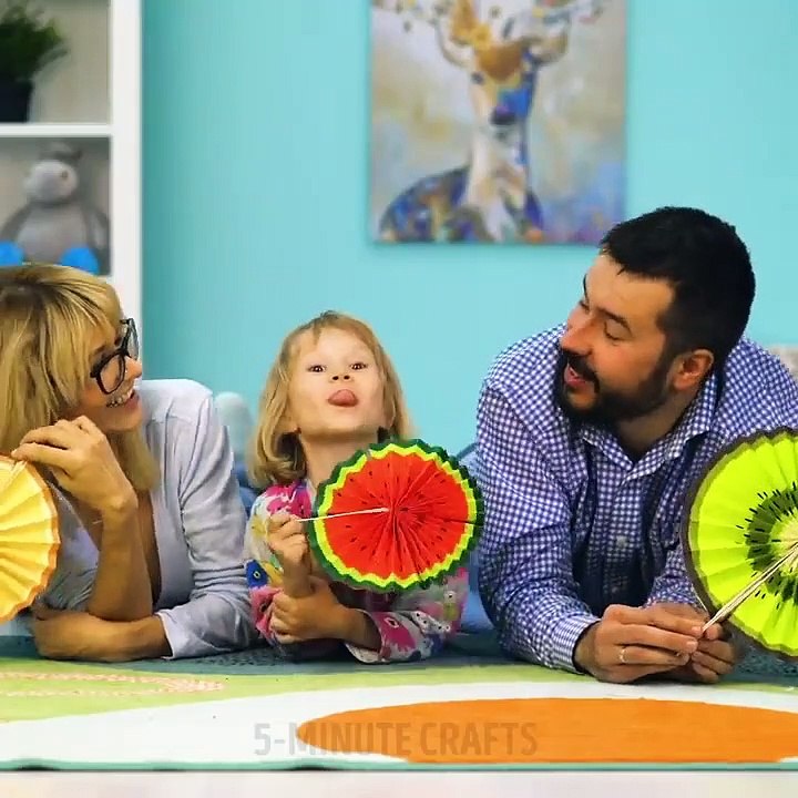 32 DIY PAPER TOYS AND GAMES FOR THE WHOLE FAMILY