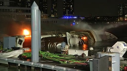 Miami : le yacht de luxe du chanteur Marc Anthony détruit dans un incendie