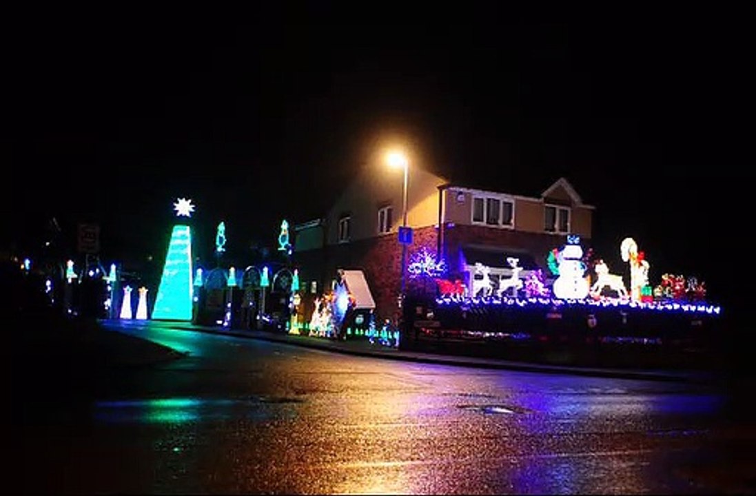 Christmas Lights at Gildersome video Dailymotion