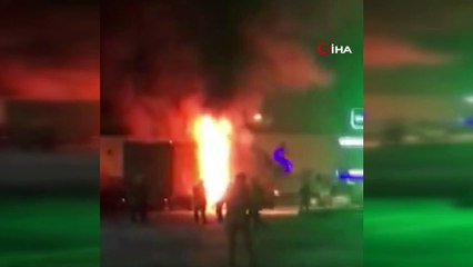 Petrol istasyonunda araç yangını paniğe neden oldu