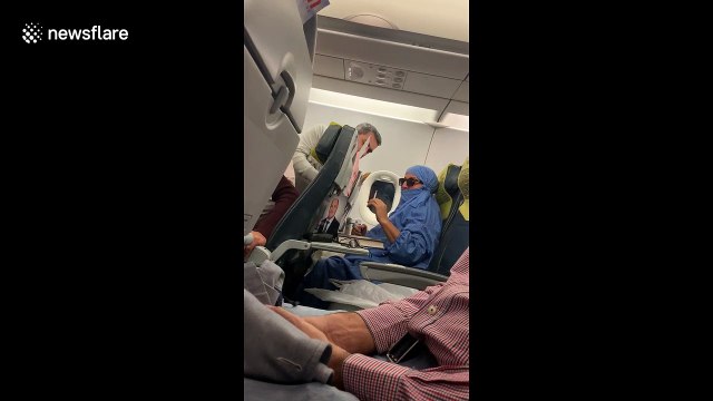Woman detained by passengers on Turkish flight after threatening to 'blow up plane'