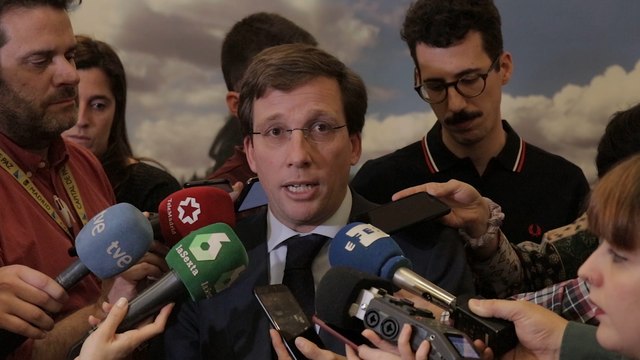 Almeida cree que Sánchez ha abandonado a los asesinados por ETA