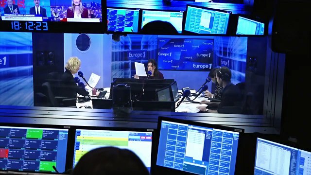 Pâté-croûte et macarons : dans les coulisses du Noël des troupes en Côte d'Ivoire