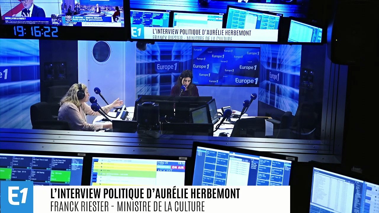 Grève : Franck Riester promet d'"accompagner les organisateurs de spectacle qui souffrent"