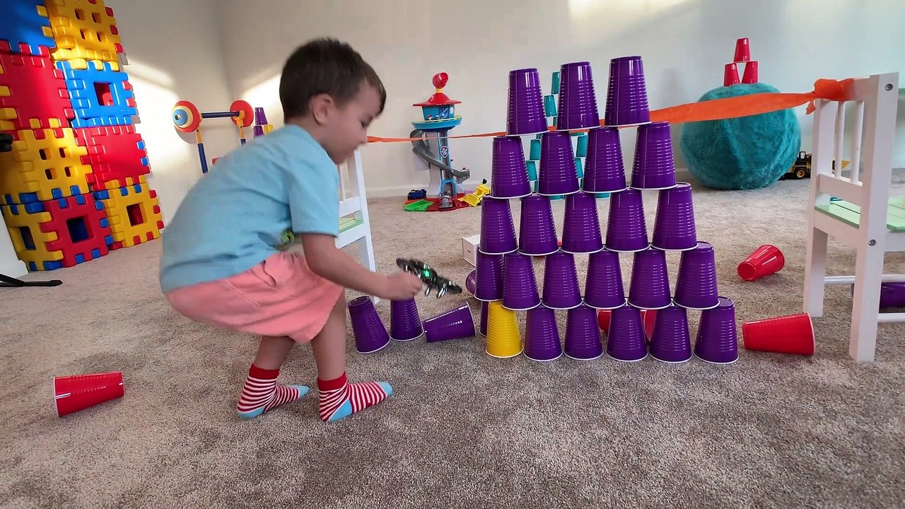 DRONE VIDEO FOR KIDS fun PLAYTIME TOY