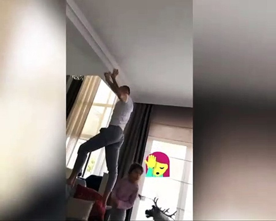 Demet Akalın'dan Okan Kurt'a olay sözler: İnsan geri zekalı olunca anca onu tavana atar!