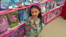 Lina Atlas Bebeğin 1. Yaş Günü İçin Oyuncak Alışverişinde | Eğlenceli çocuk videosu