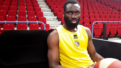Meredis Houmounou (capitaine du SLUC Nancy basket) : "Jouer plus libérés"