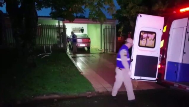 Mulher sofre corte na cabeça ao sofrer queda no Bairro Claudete; Siate foi mobilizado